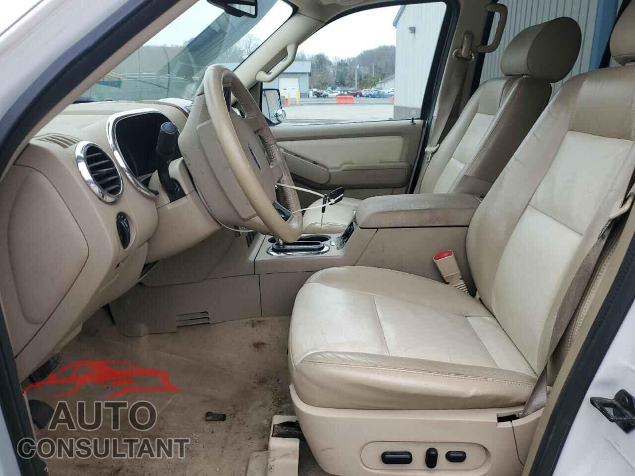 FORD EXPLORER 2010 - 1FMEU7EE2AUA30856