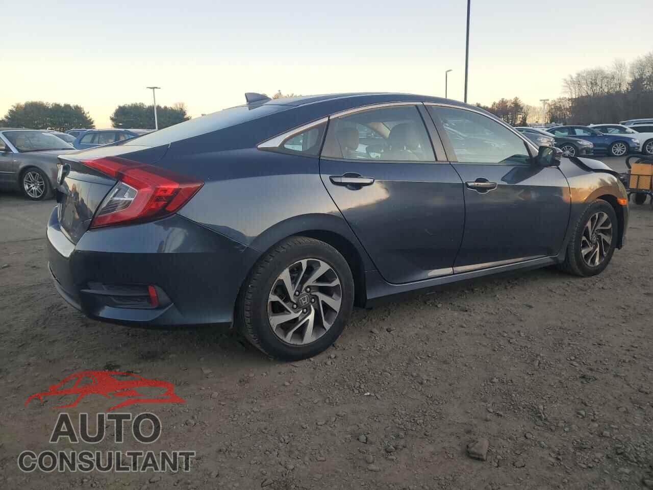 HONDA CIVIC 2017 - 19XFC2F78HE232916