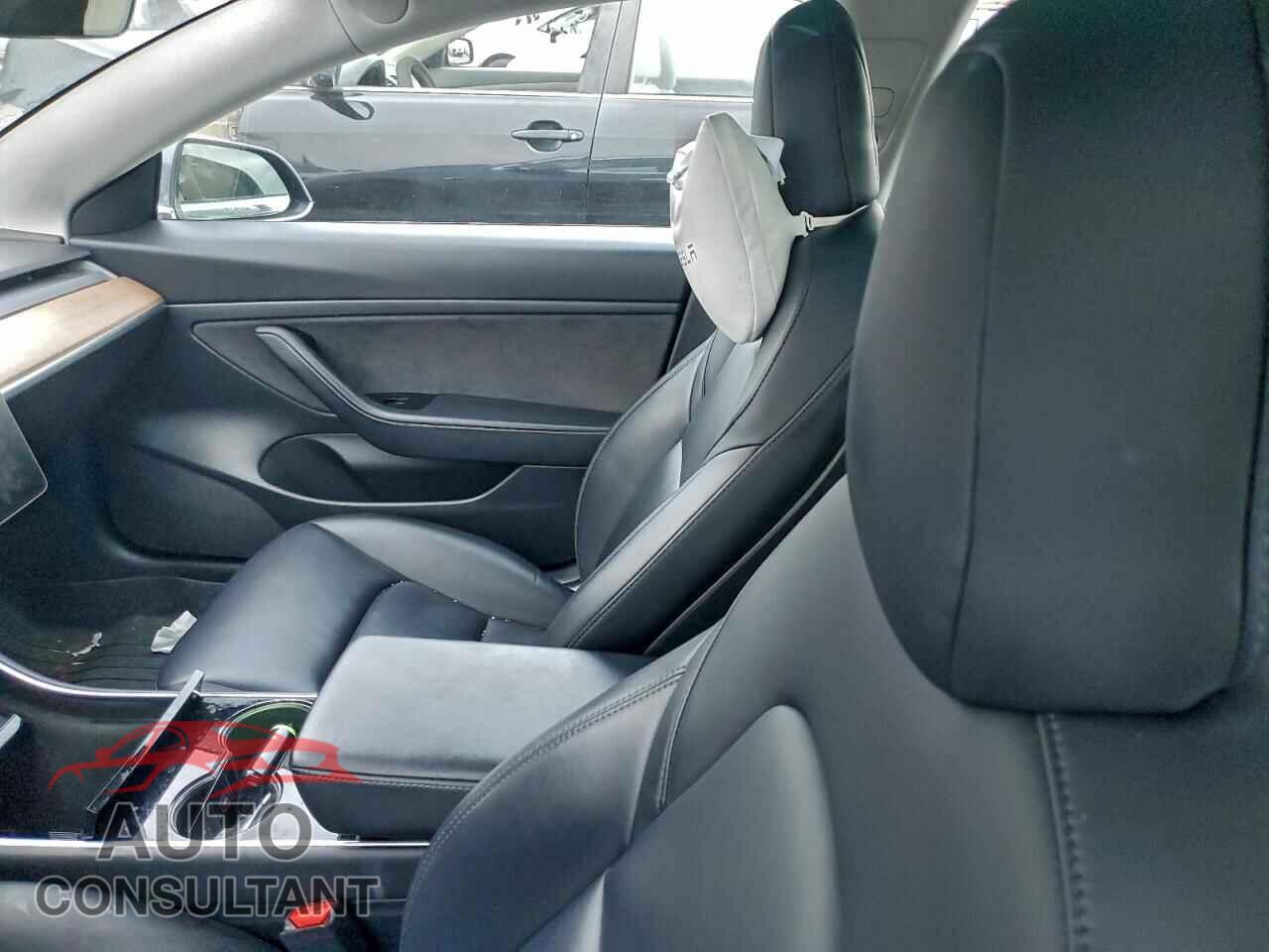 TESLA MODEL 3 2020 - 5YJ3E1EAXLF796736