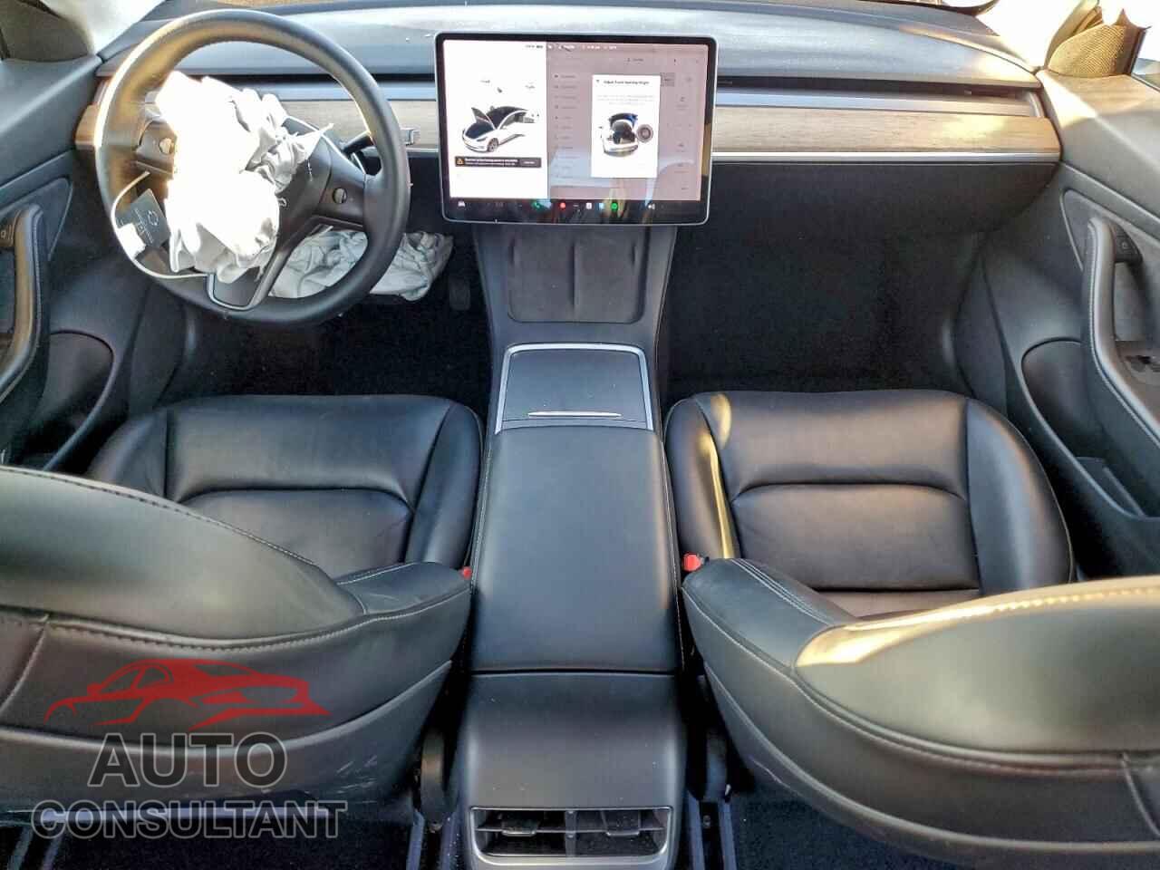 TESLA MODEL 3 2021 - 5YJ3E1EA2MF874136