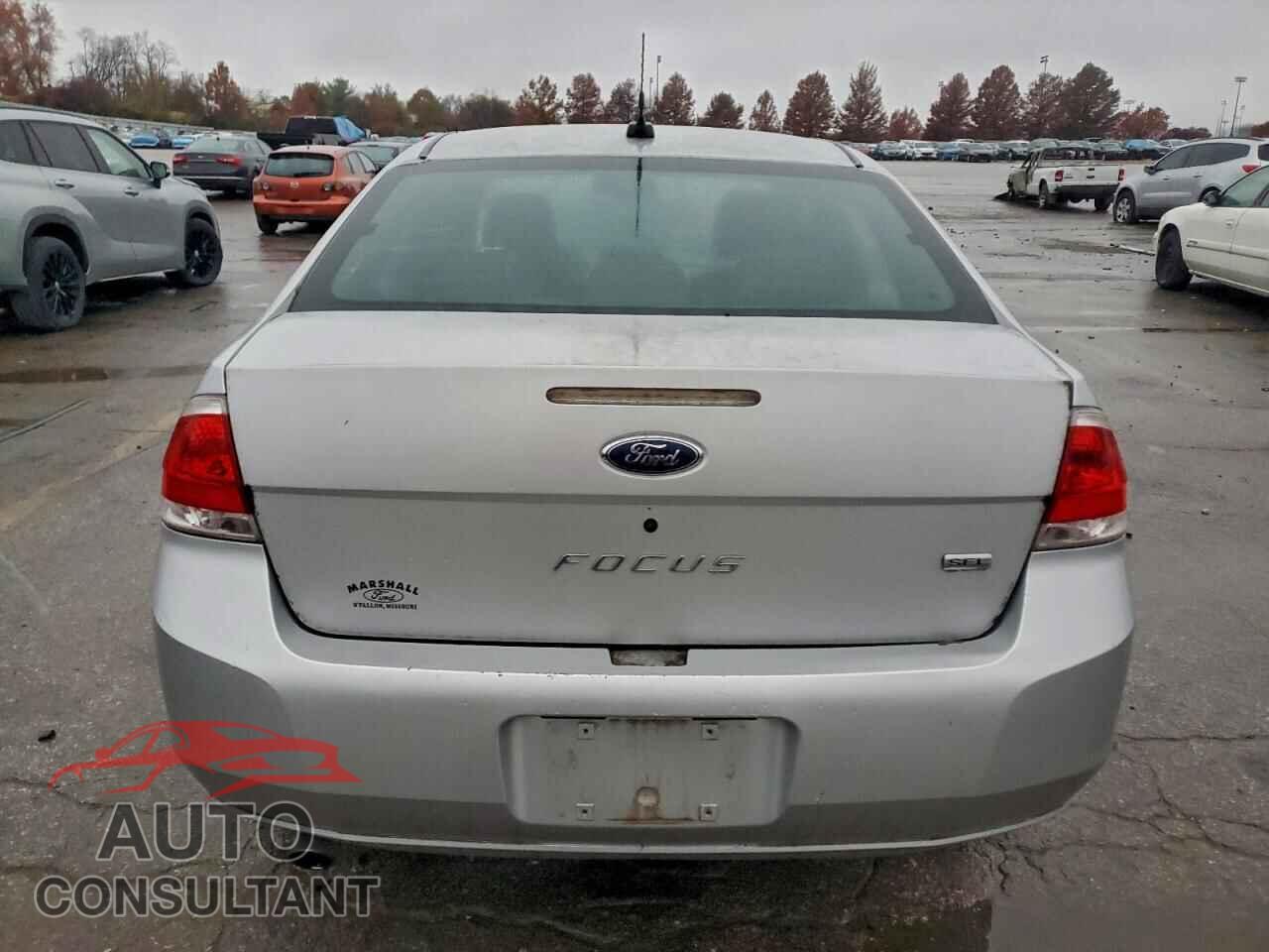 FORD FOCUS 2009 - 1FAHP37N29W201075