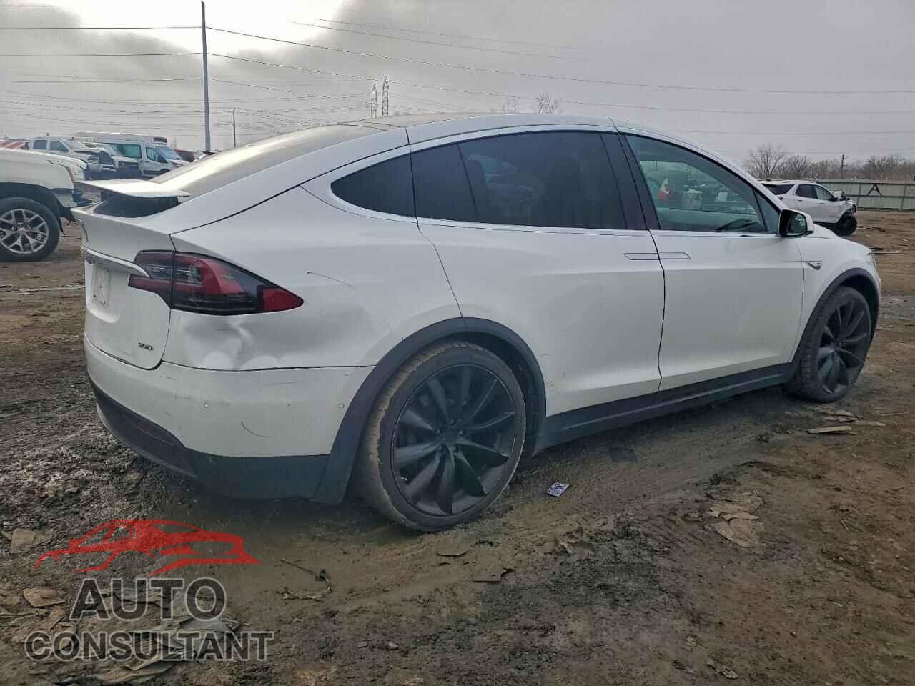 TESLA MODEL X 2016 - 5YJXCAE23GF004965