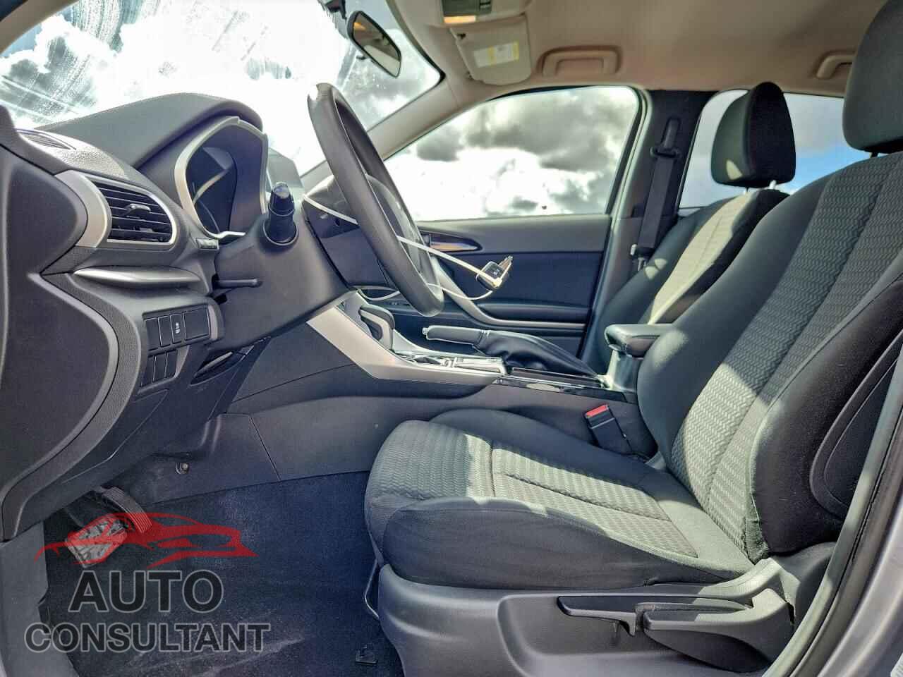 MITSUBISHI ECLIPSE 2018 - JA4AT4AA4JZ044794