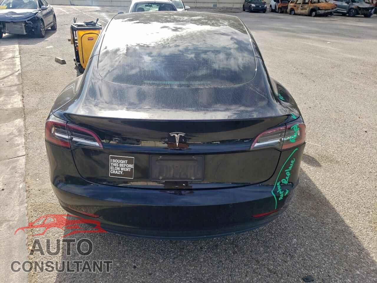 TESLA MODEL 3 2019 - 5YJ3E1EA2KF190815