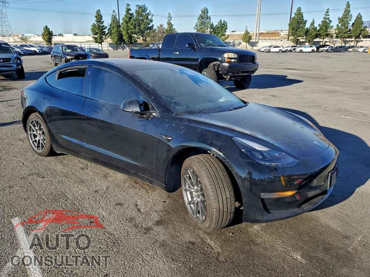 TESLA MODEL 3 2021 - 5YJ3E1EBXMF901883