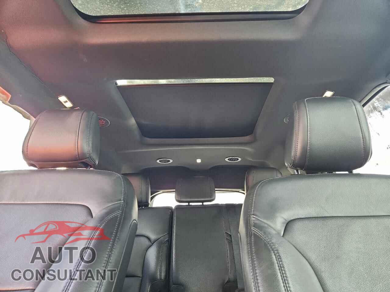 FORD EXPLORER 2018 - 1FM5K8D84JGB87360