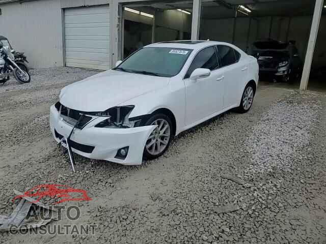 LEXUS IS 2012 - JTHCF5C24C5055322