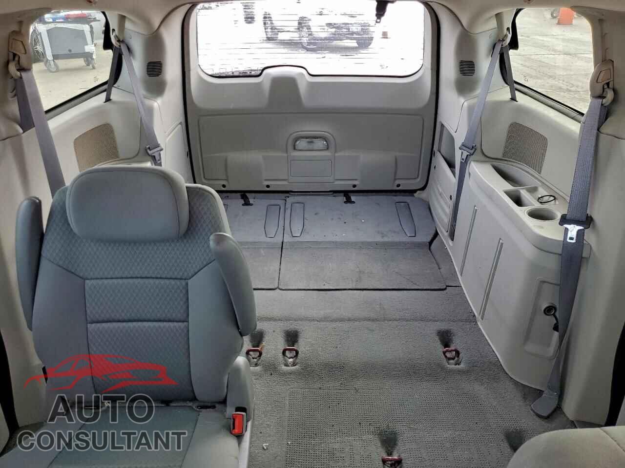 DODGE CARAVAN 2010 - 2D4RN4DE2AR116641