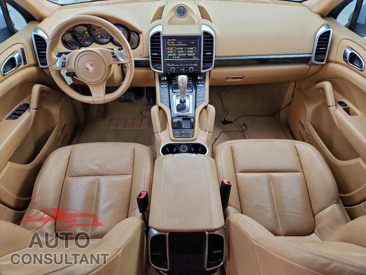 PORSCHE CAYENNE 2012 - WP1AA2A24CLA07158