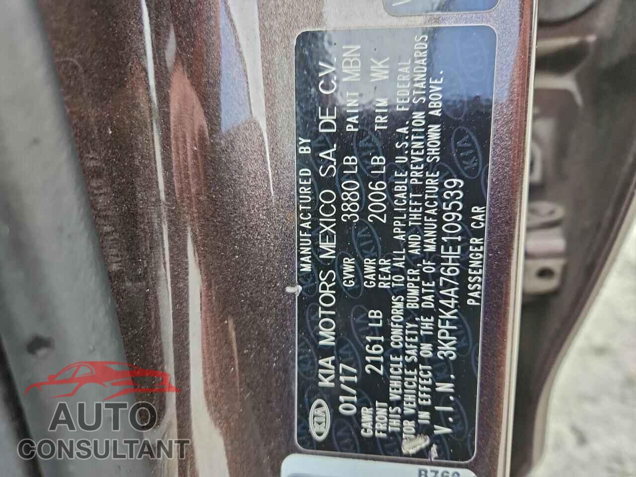 KIA FORTE 2017 - 3KPFK4A76HE109539