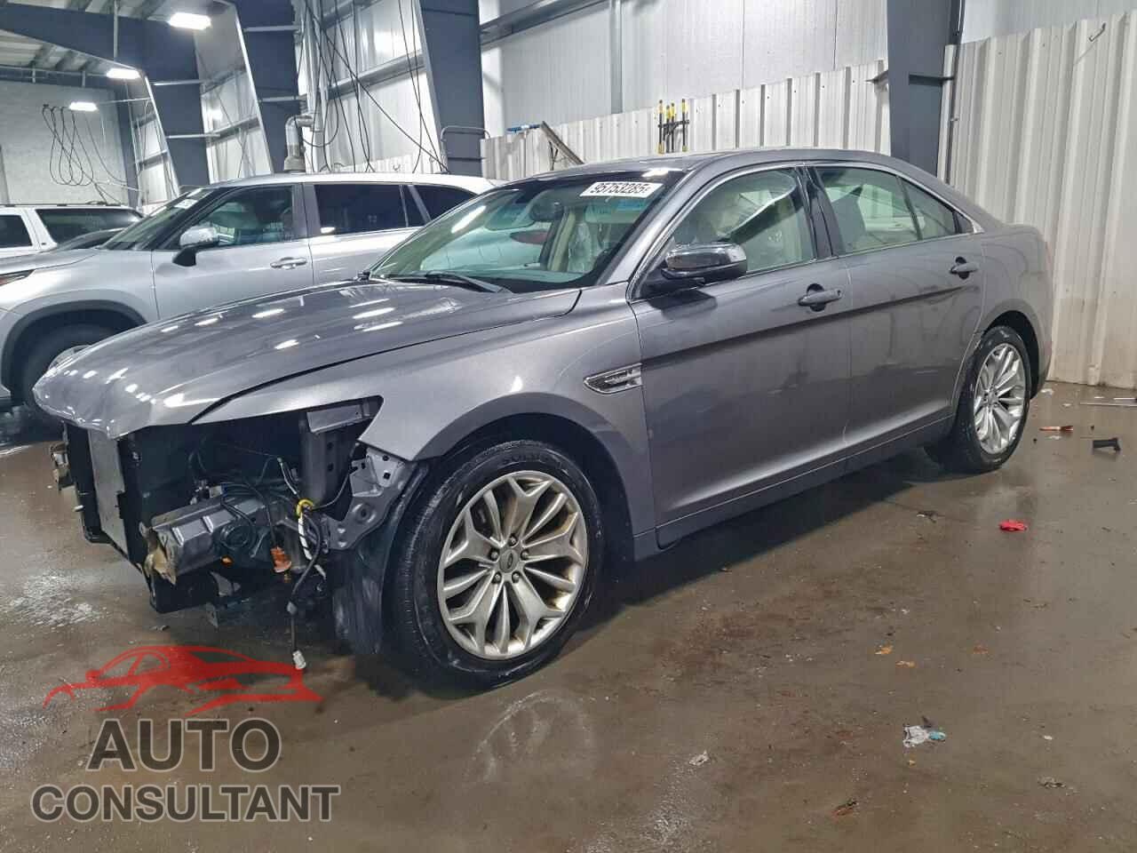 FORD TAURUS 2013 - 1FAHP2F8XDG124075