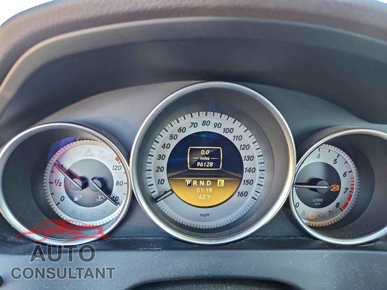 MERCEDES-BENZ C-CLASS 2012 - WDDGF4HB8CA655506