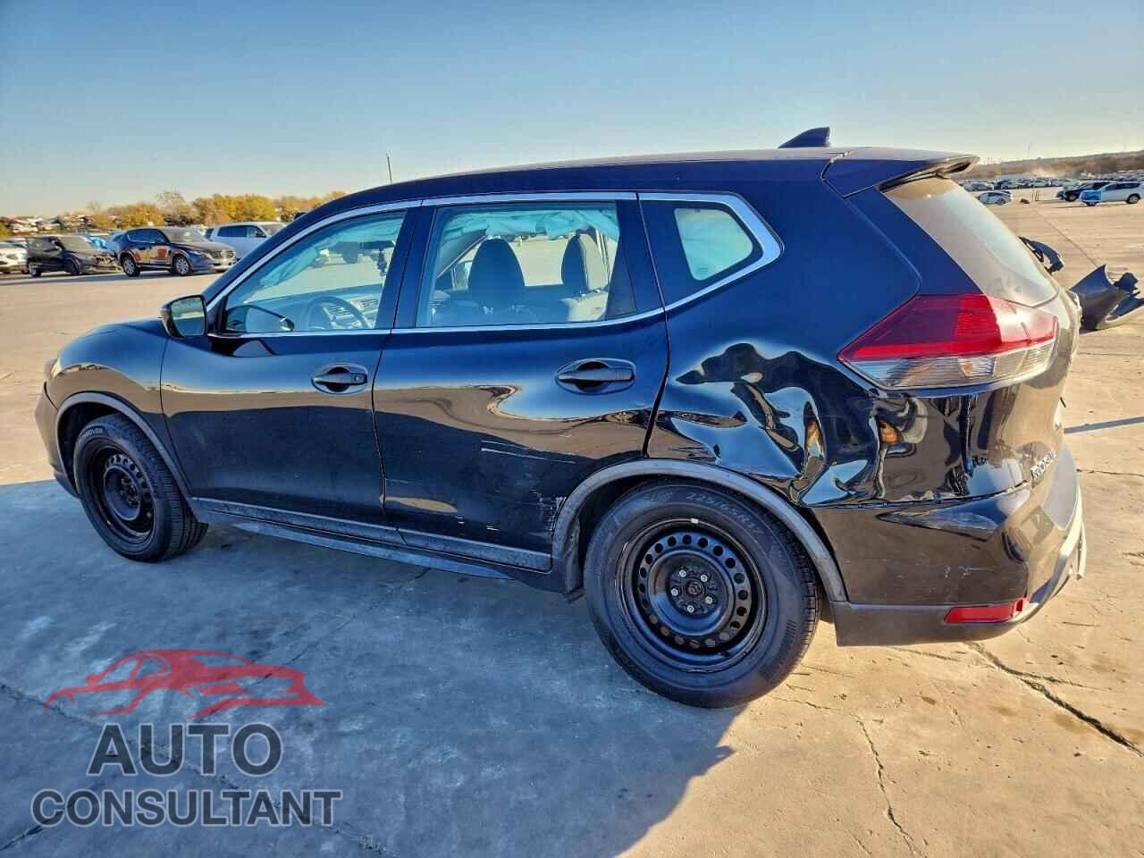 NISSAN ROGUE 2018 - KNMAT2MV1JP548496