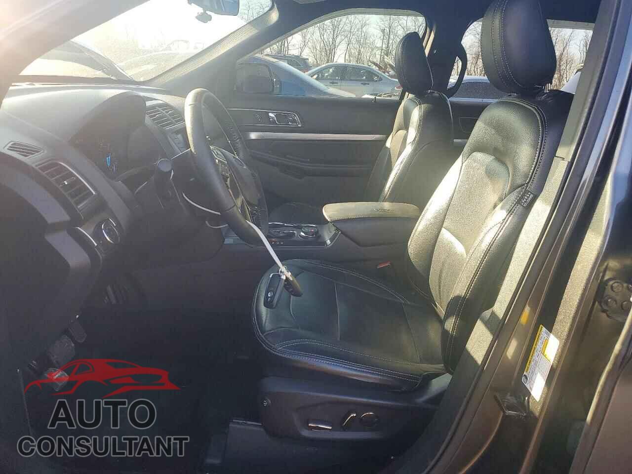 FORD EXPLORER 2018 - 1FM5K8D89JGB52863