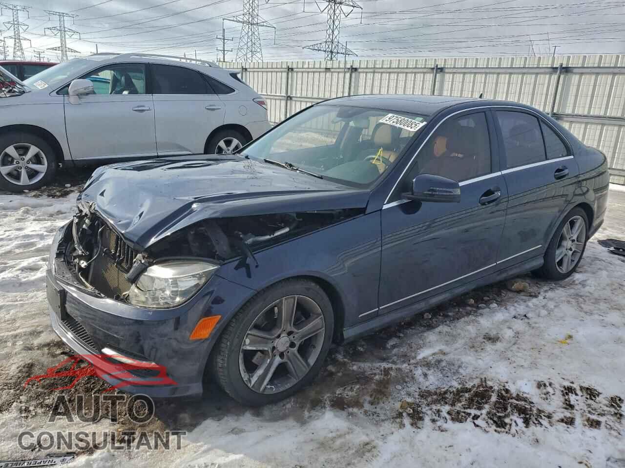 MERCEDES-BENZ C-CLASS 2011 - WDDGF8BB9BR142054