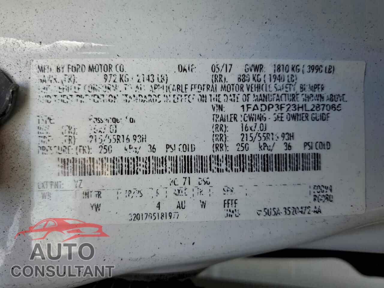 FORD FOCUS 2017 - 1FADP3F23HL287065