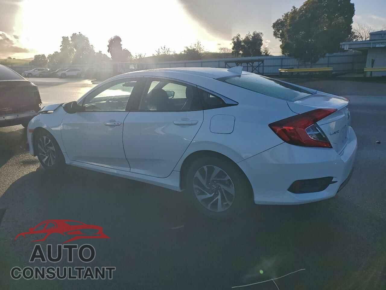 HONDA CIVIC 2018 - 19XFC2F7XJE209045