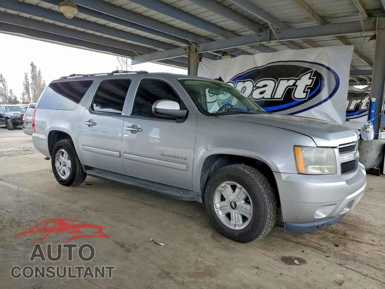 CHEVROLET SUBURBAN 2011 - 1GNSCHE07BR219941