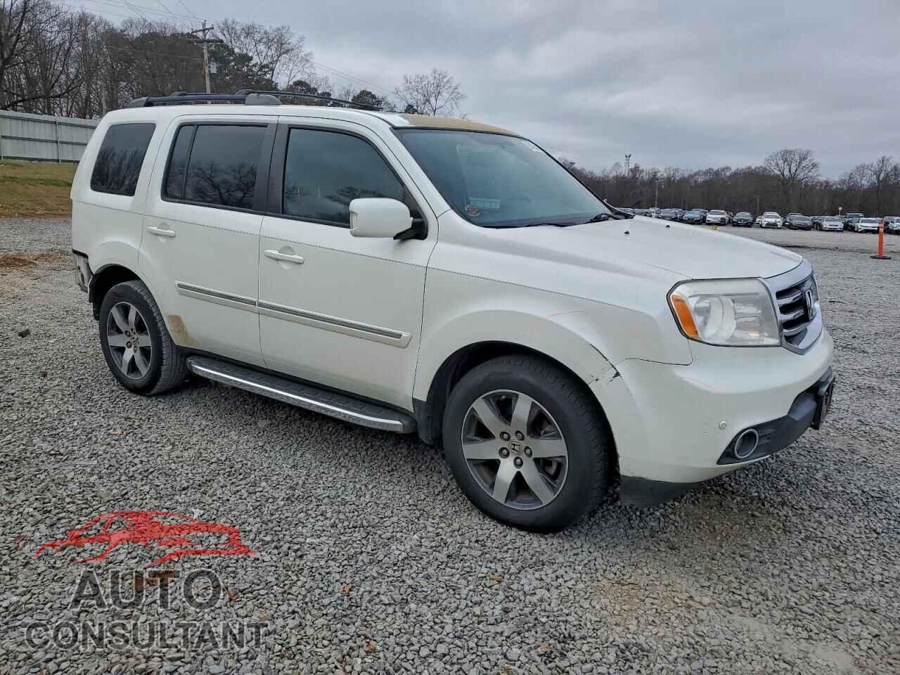 HONDA PILOT 2013 - 5FNYF3H96DB004163