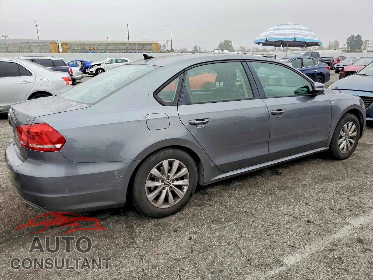 VOLKSWAGEN PASSAT 2015 - 1VWAT7A34FC002691