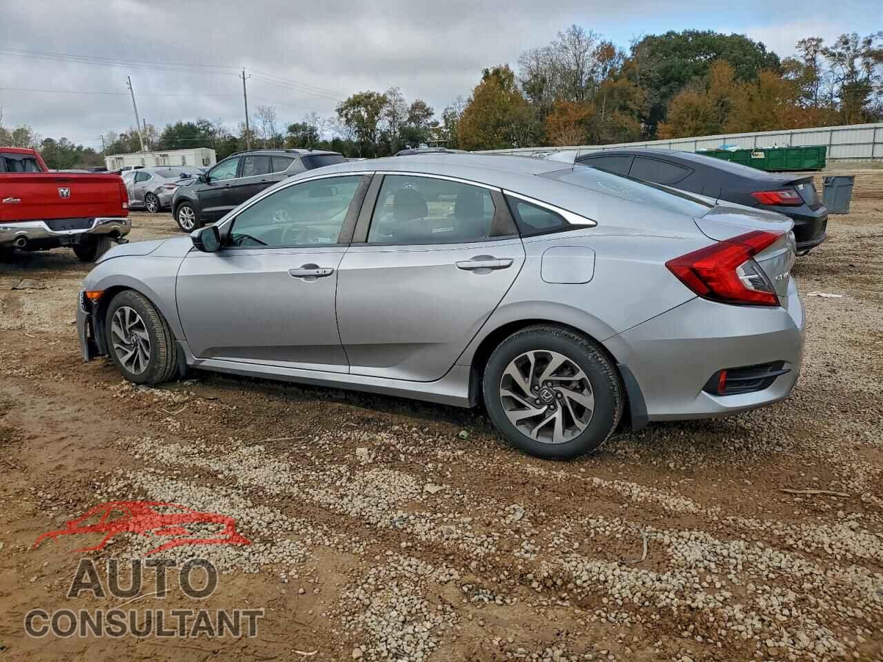 HONDA CIVIC 2018 - 2HGFC2F79JH604369