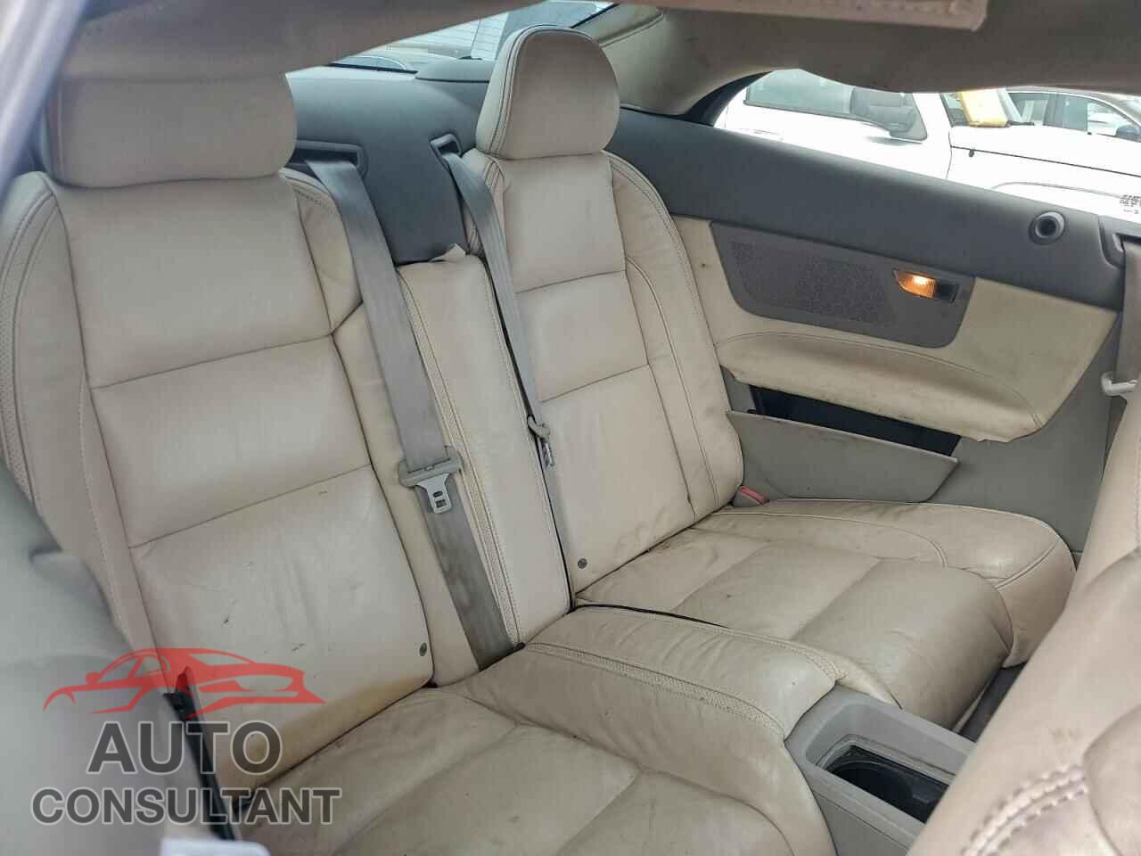 VOLVO C70 2011 - YV1672MC2BJ116152