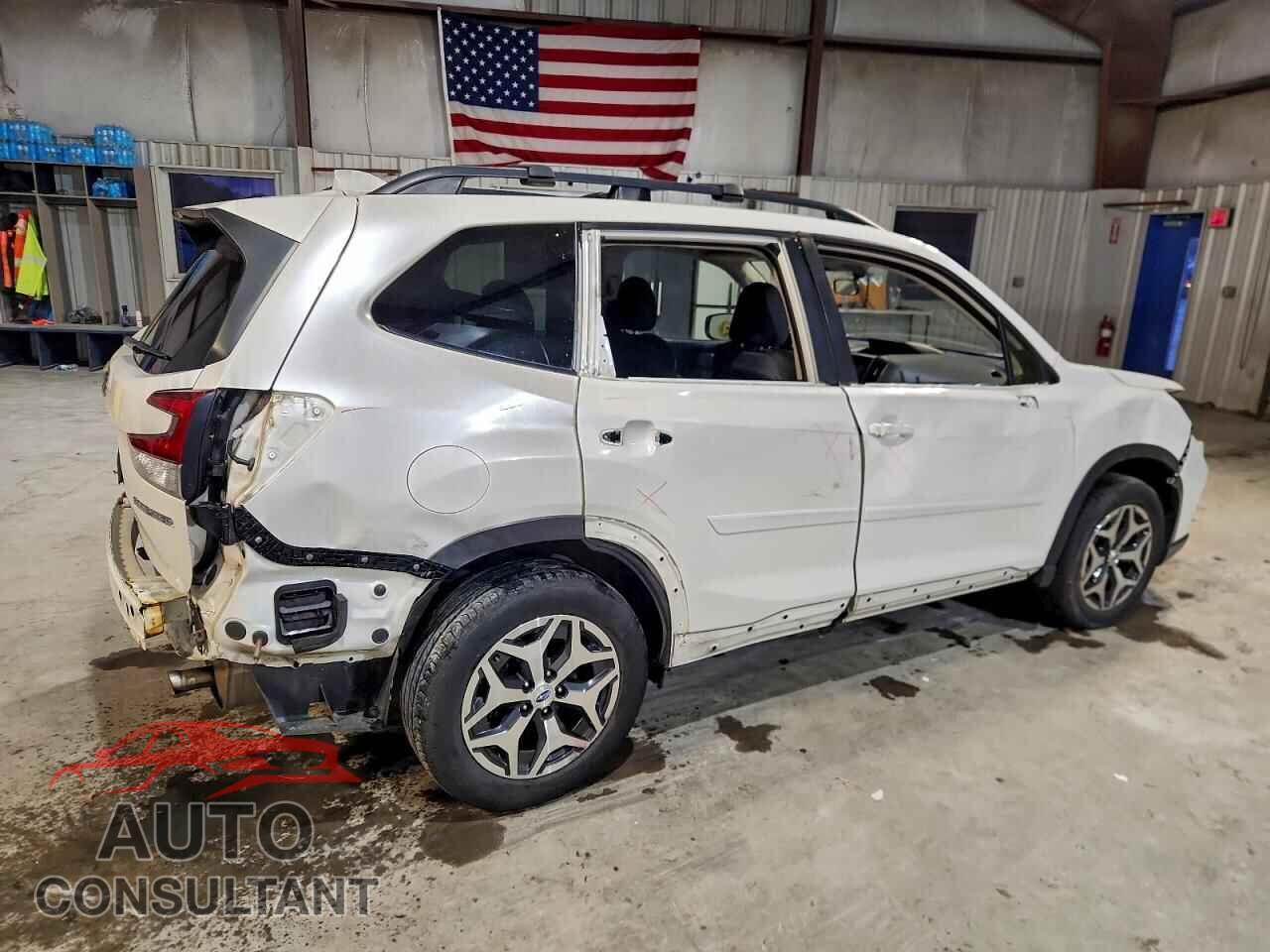 SUBARU FORESTER 2019 - JF2SKAEC5KH576314