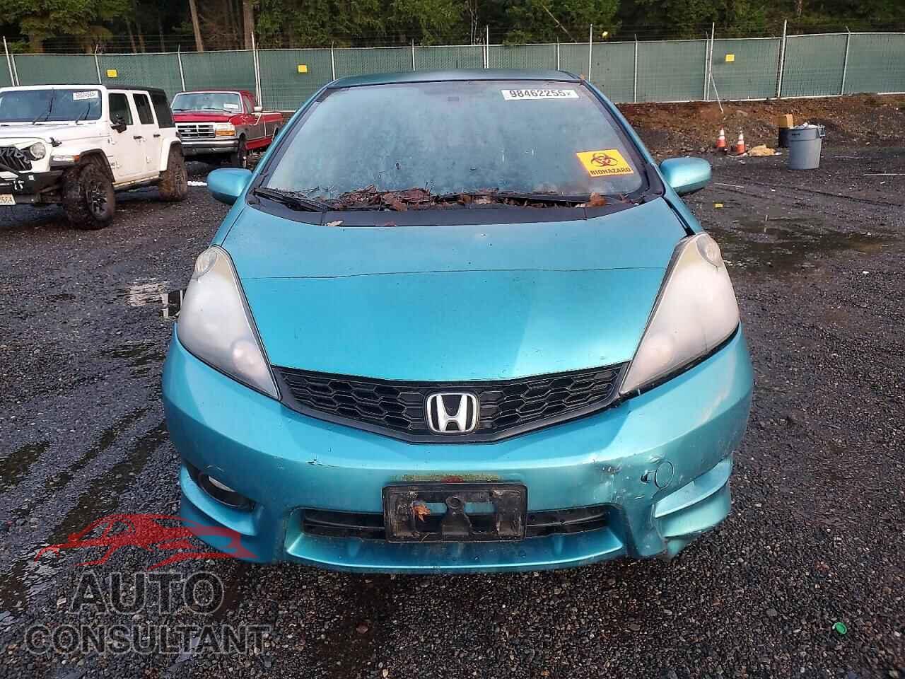 HONDA FIT 2012 - JHMGE8H55CC008658