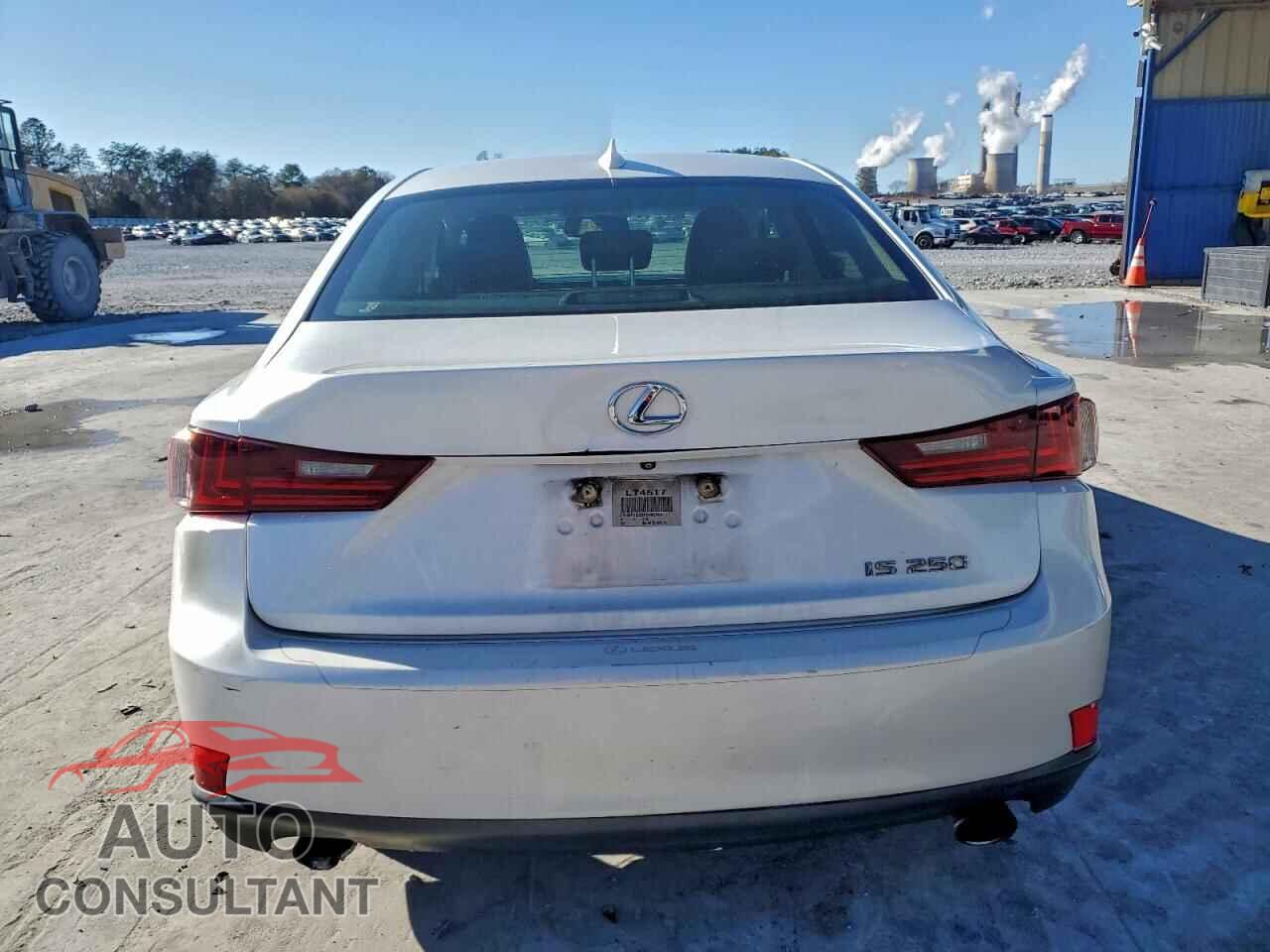 LEXUS IS 2015 - JTHBF1D29F5082054
