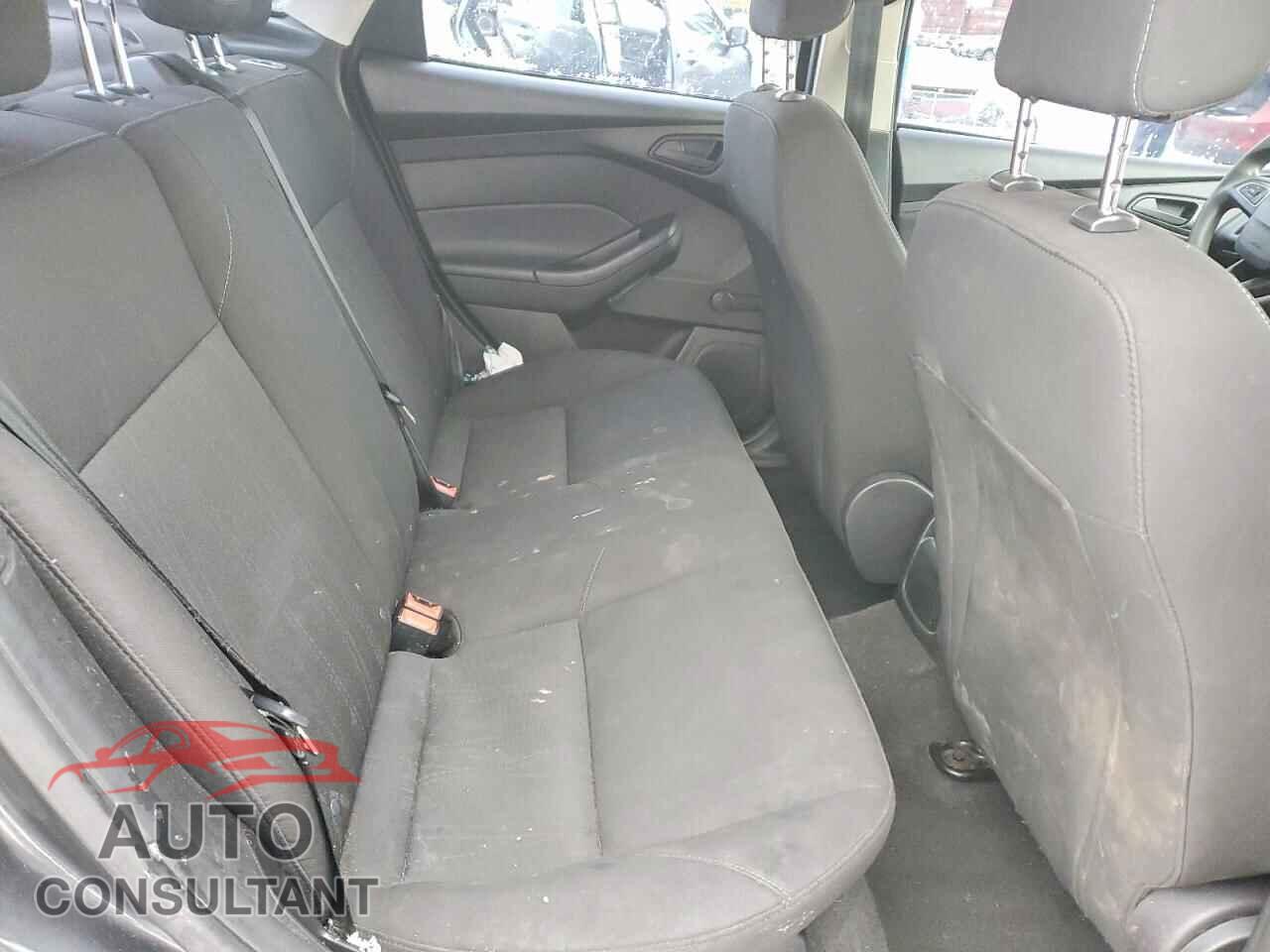 FORD FOCUS 2016 - 1FADP3E26GL210593