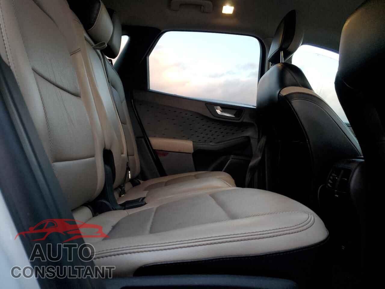 FORD ESCAPE 2020 - 1FMCU0DZXLUA68888