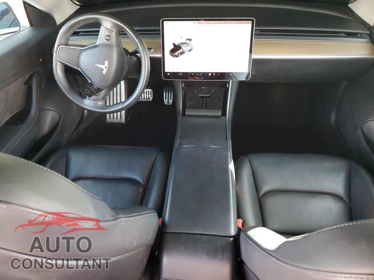 TESLA MODEL 3 2018 - 5YJ3E1EB5JF185244