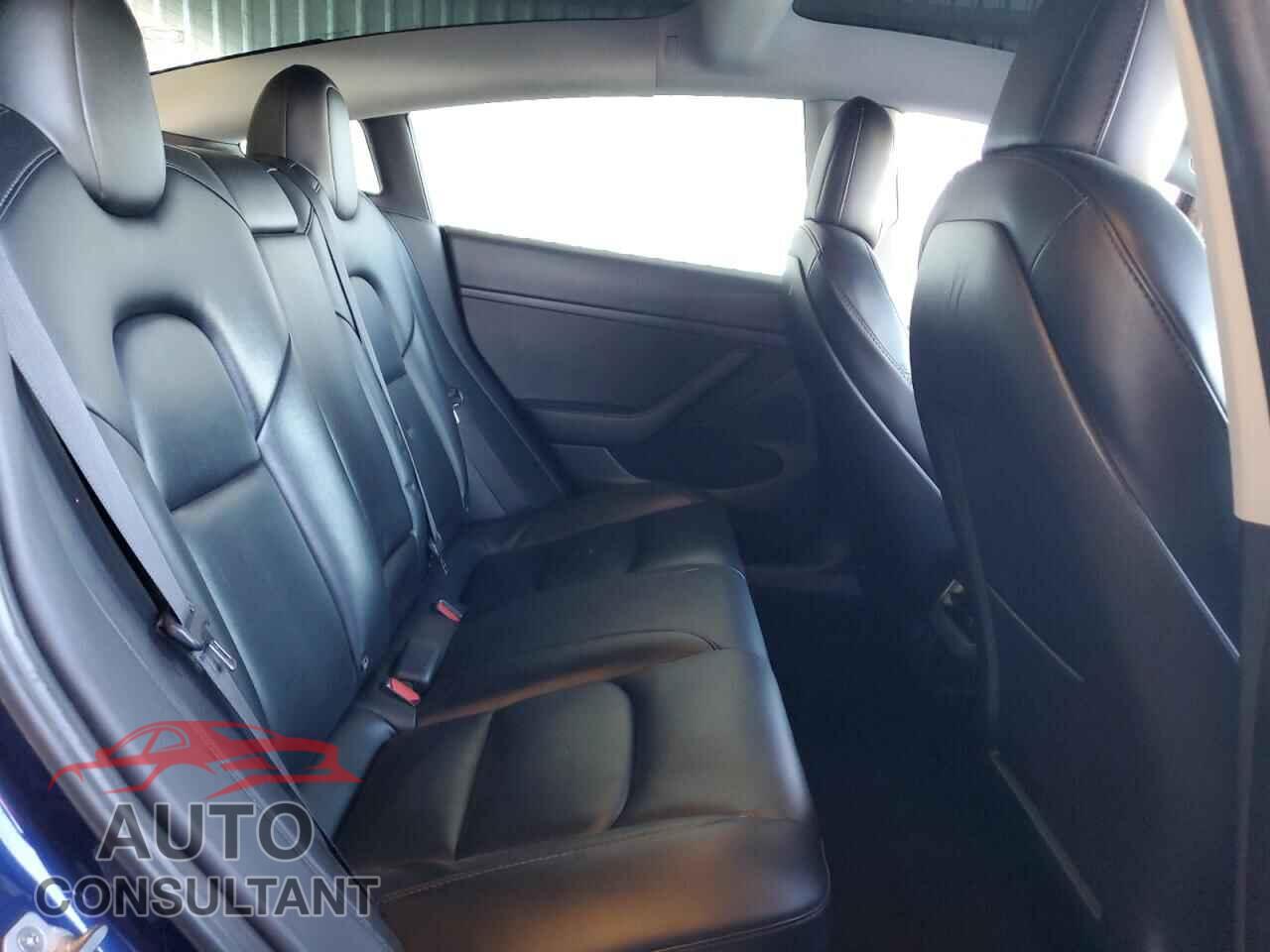 TESLA MODEL 3 2022 - 5YJ3E1EA2NF369439