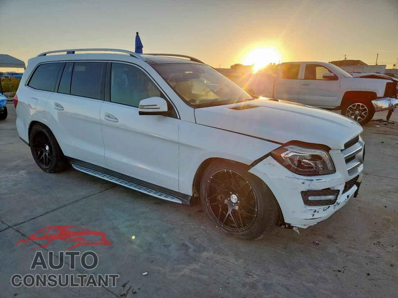 MERCEDES-BENZ GL-CLASS 2015 - 4JGDF2EE8FA567135