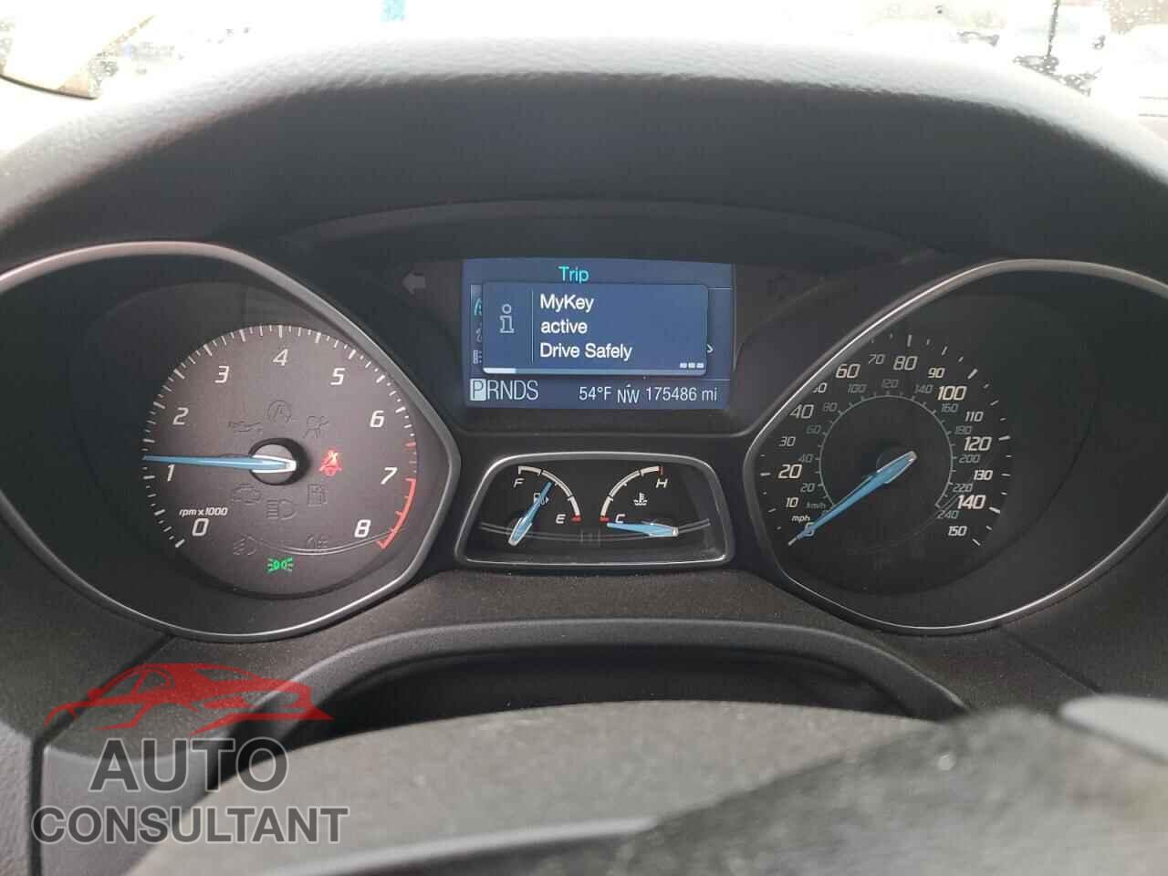FORD FOCUS 2012 - 1FAHP3K23CL217968