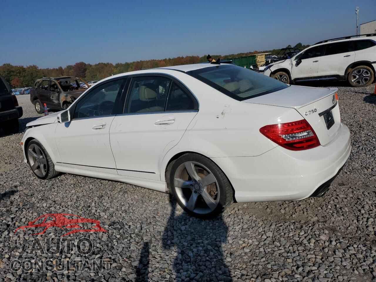 MERCEDES-BENZ C-CLASS 2014 - WDDGF5HB3EA950506