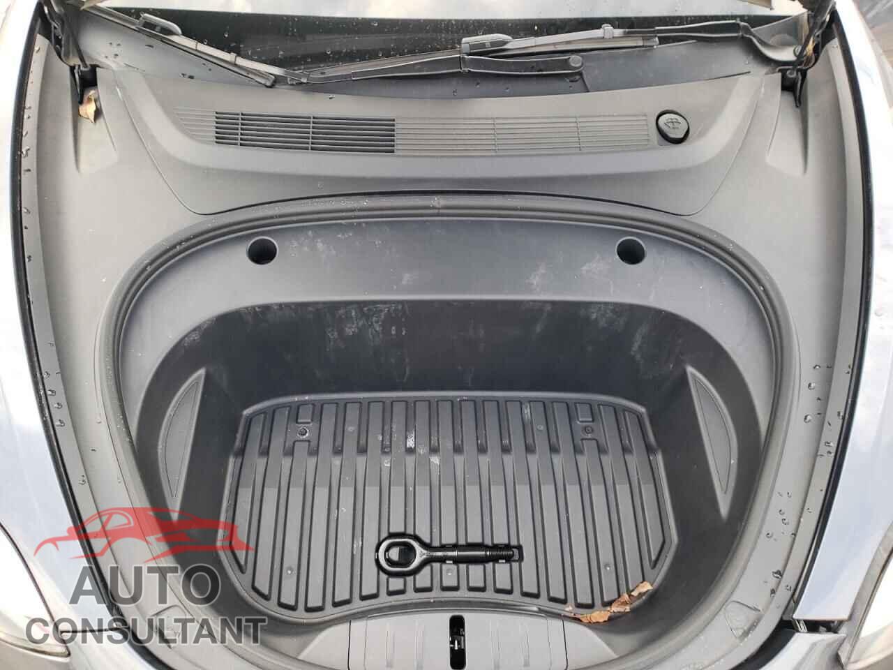 TESLA MODEL 3 2023 - 5YJ3E1EA5PF614933