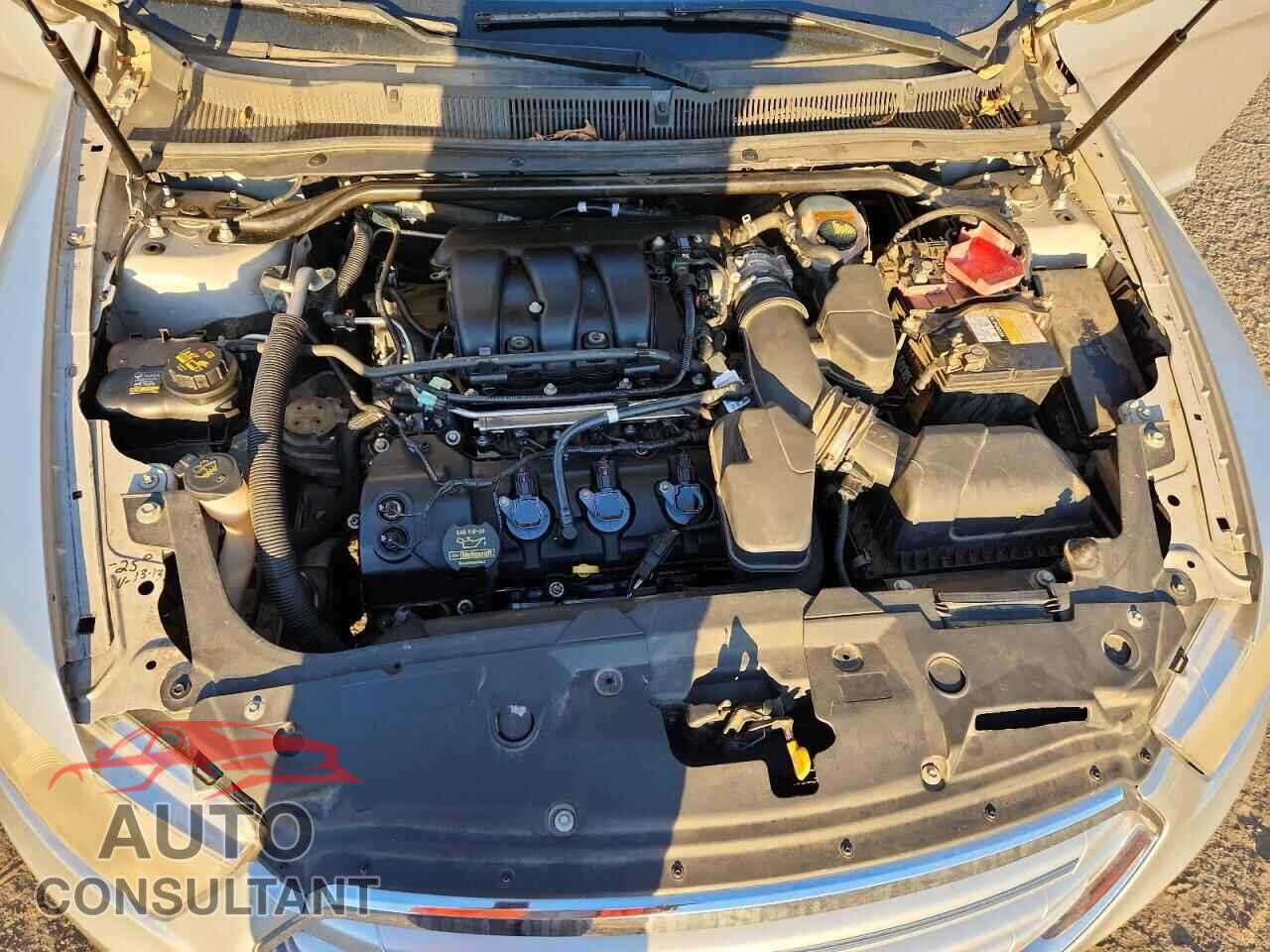 FORD TAURUS 2013 - 1FAHP2E89DG161202