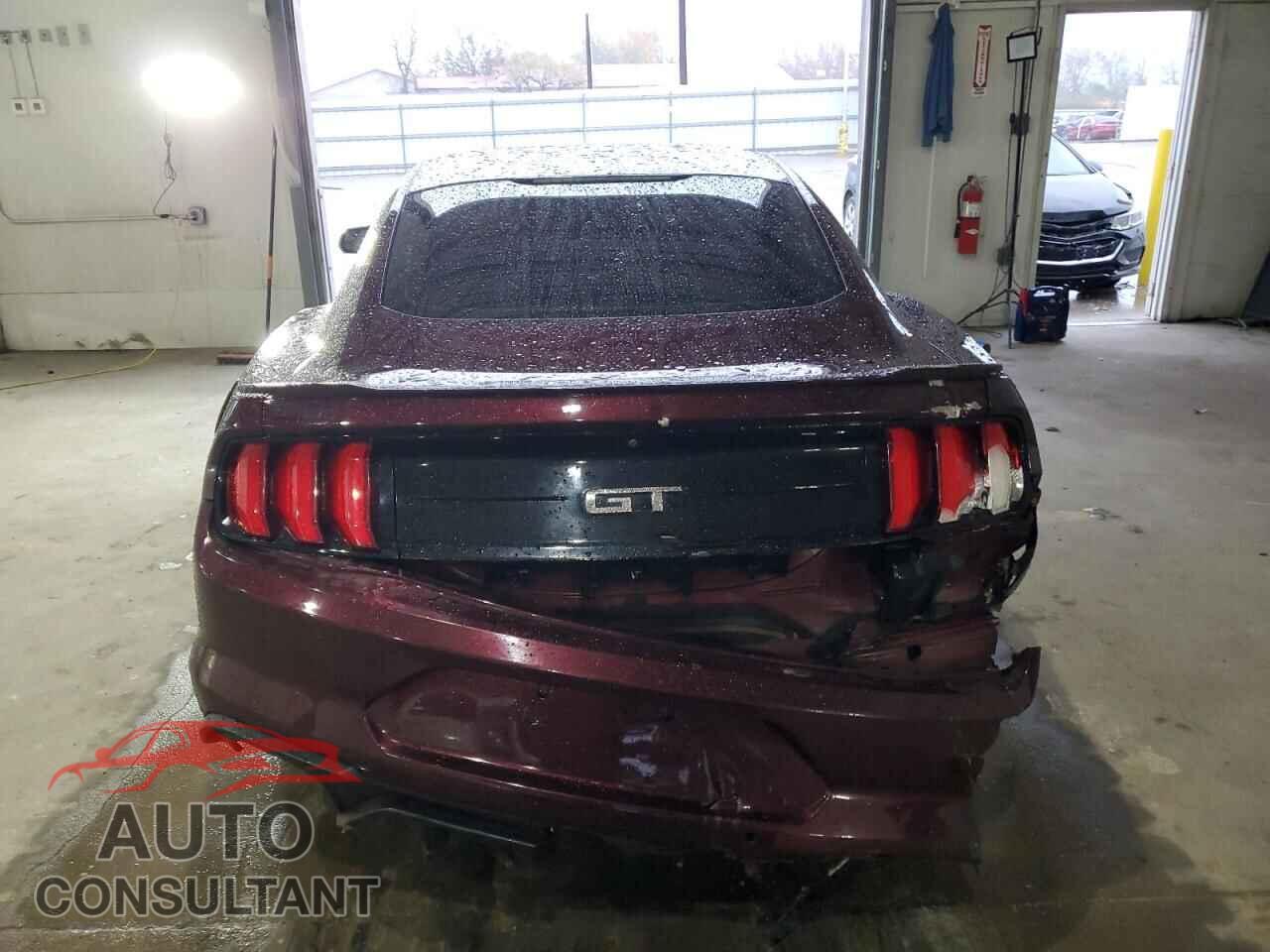 FORD MUSTANG 2018 - 1FA6P8CFXJ5172017