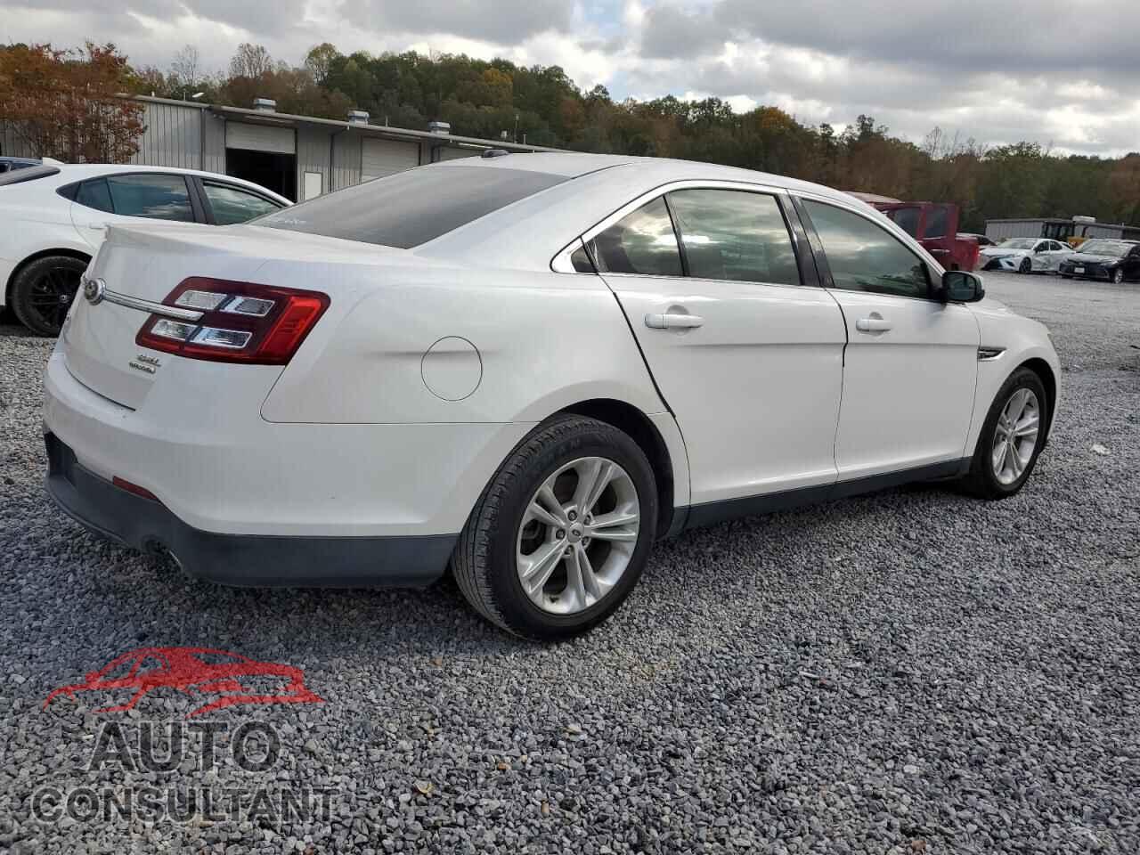 FORD TAURUS 2014 - 1FAHP2E85EG181674