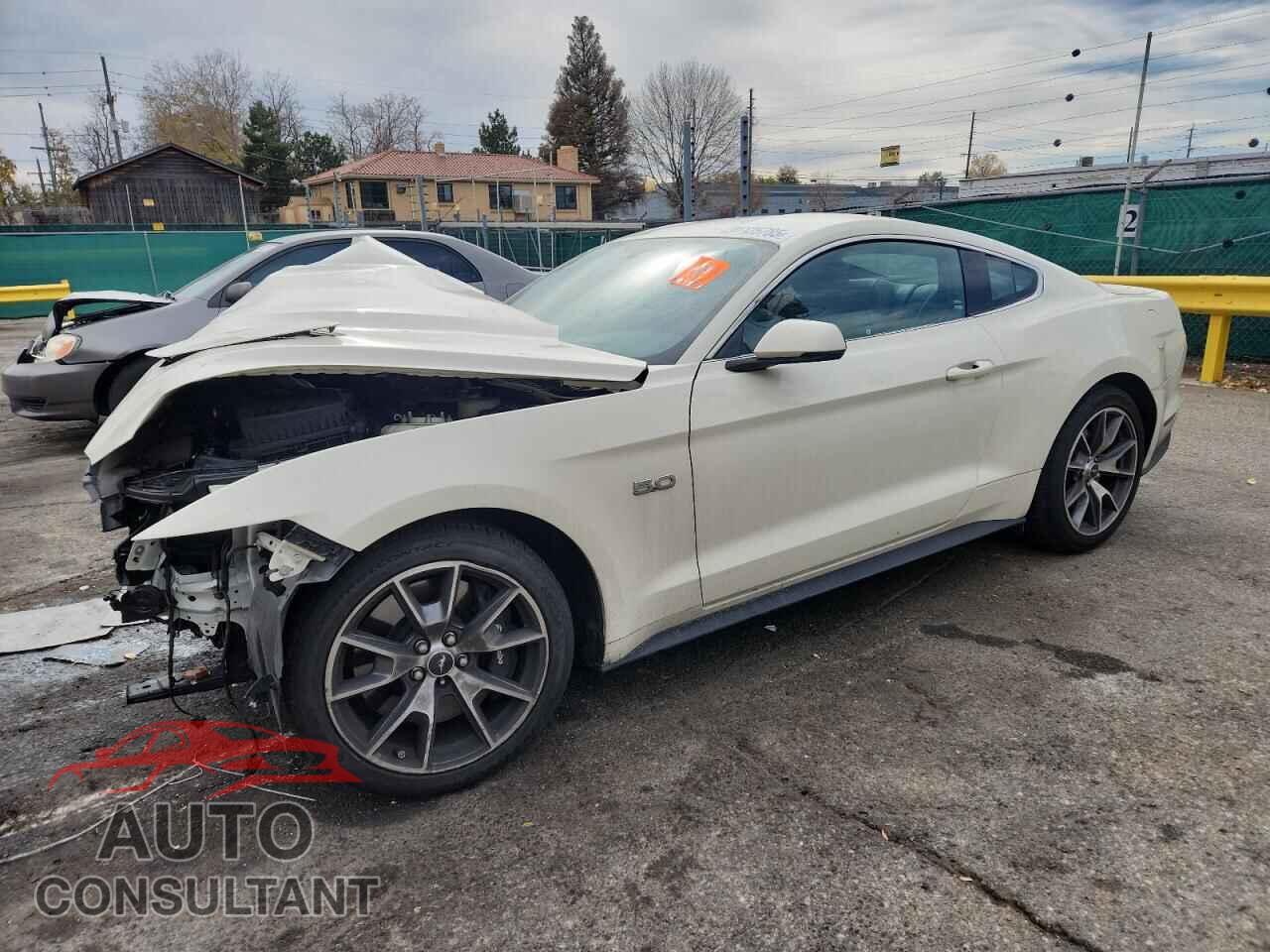 FORD MUSTANG 2015 - 1FA6P8RF9F5500302