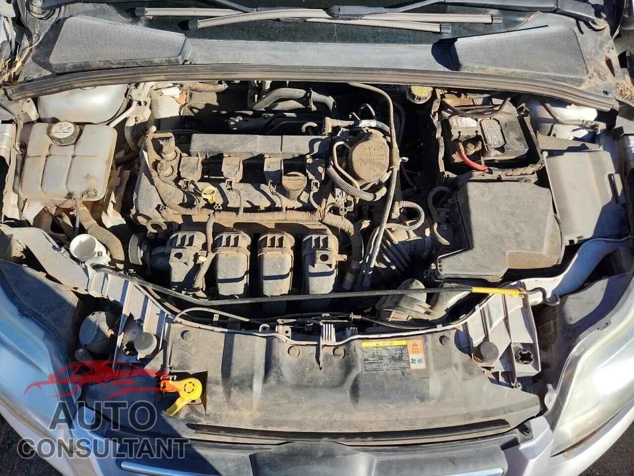 FORD FOCUS 2012 - 1FAHP3E28CL435156