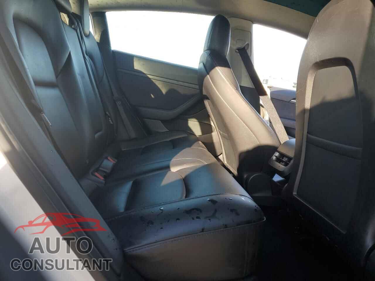 TESLA MODEL 3 2023 - 5YJ3E1EA9PF450263