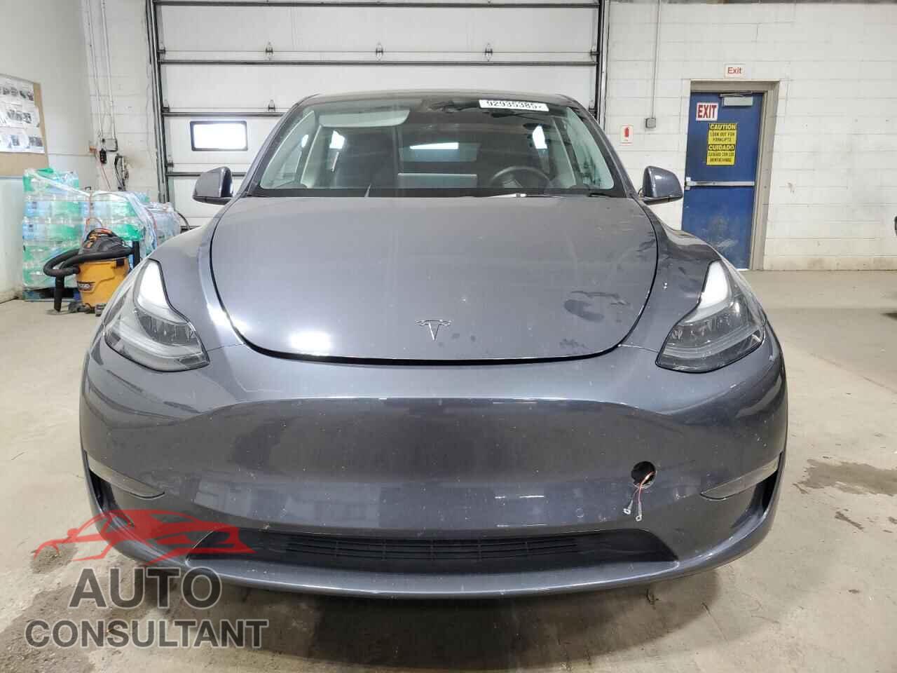 TESLA MODEL Y 2022 - 7SAYGAEE5NF556261