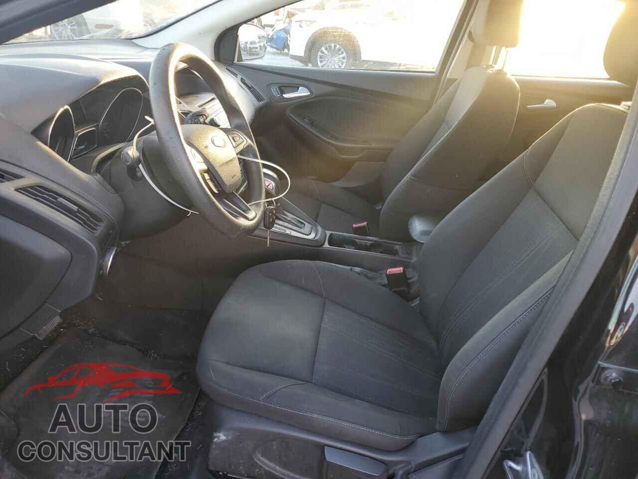FORD FOCUS 2016 - 1FADP3F26GL221978