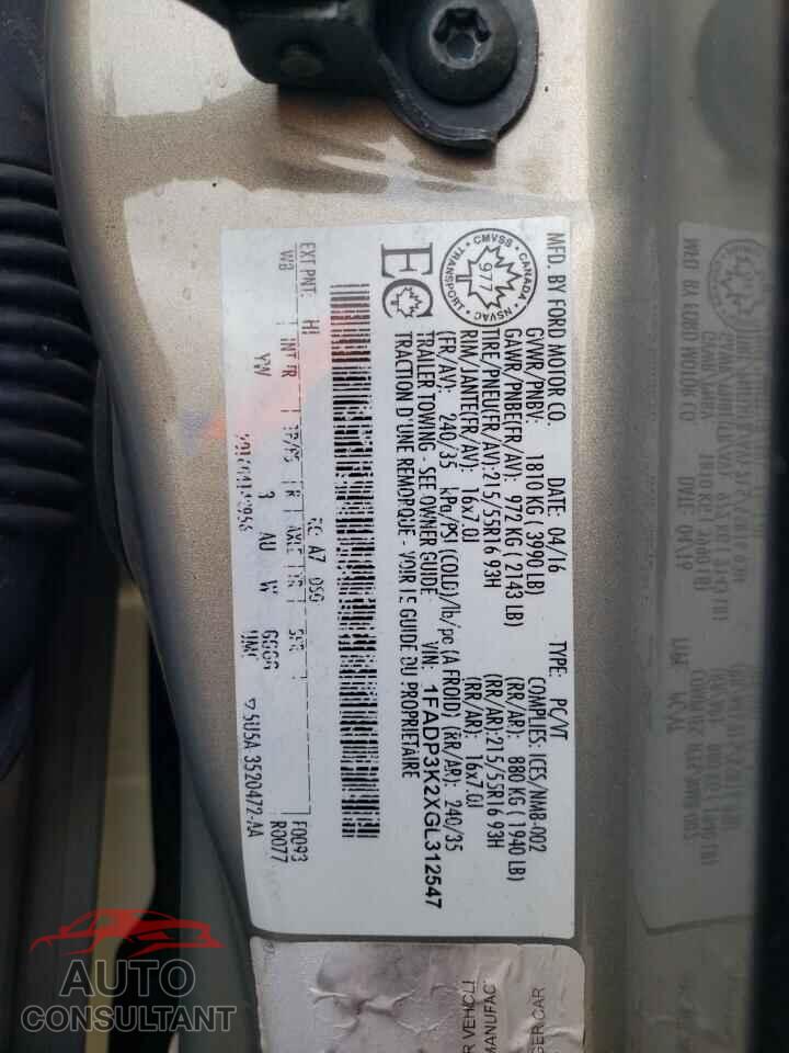 FORD FOCUS 2016 - 1FADP3K2XGL312547
