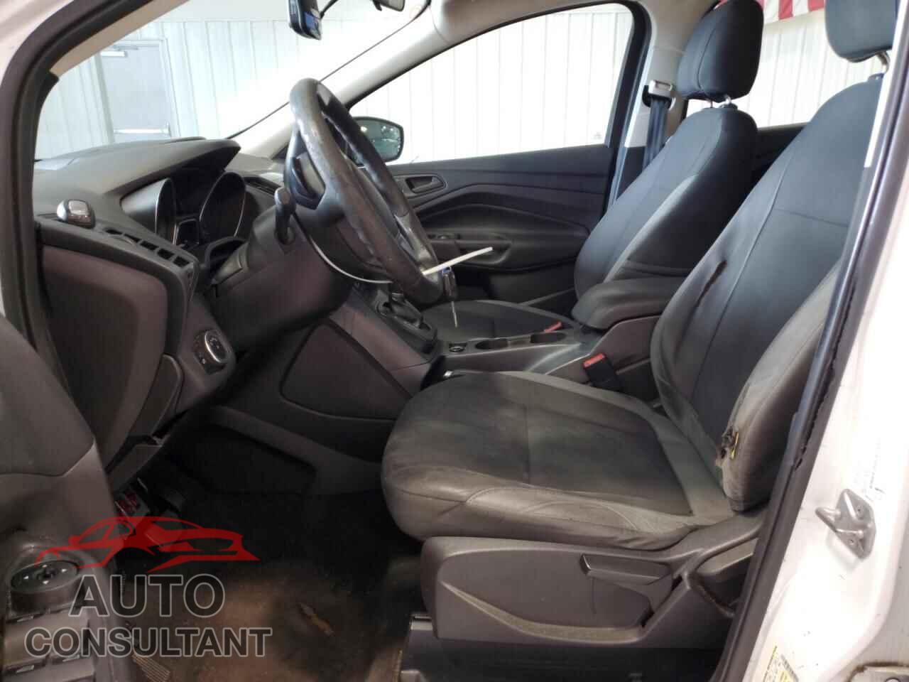 FORD ESCAPE 2016 - 1FMCU0F75GUB51923