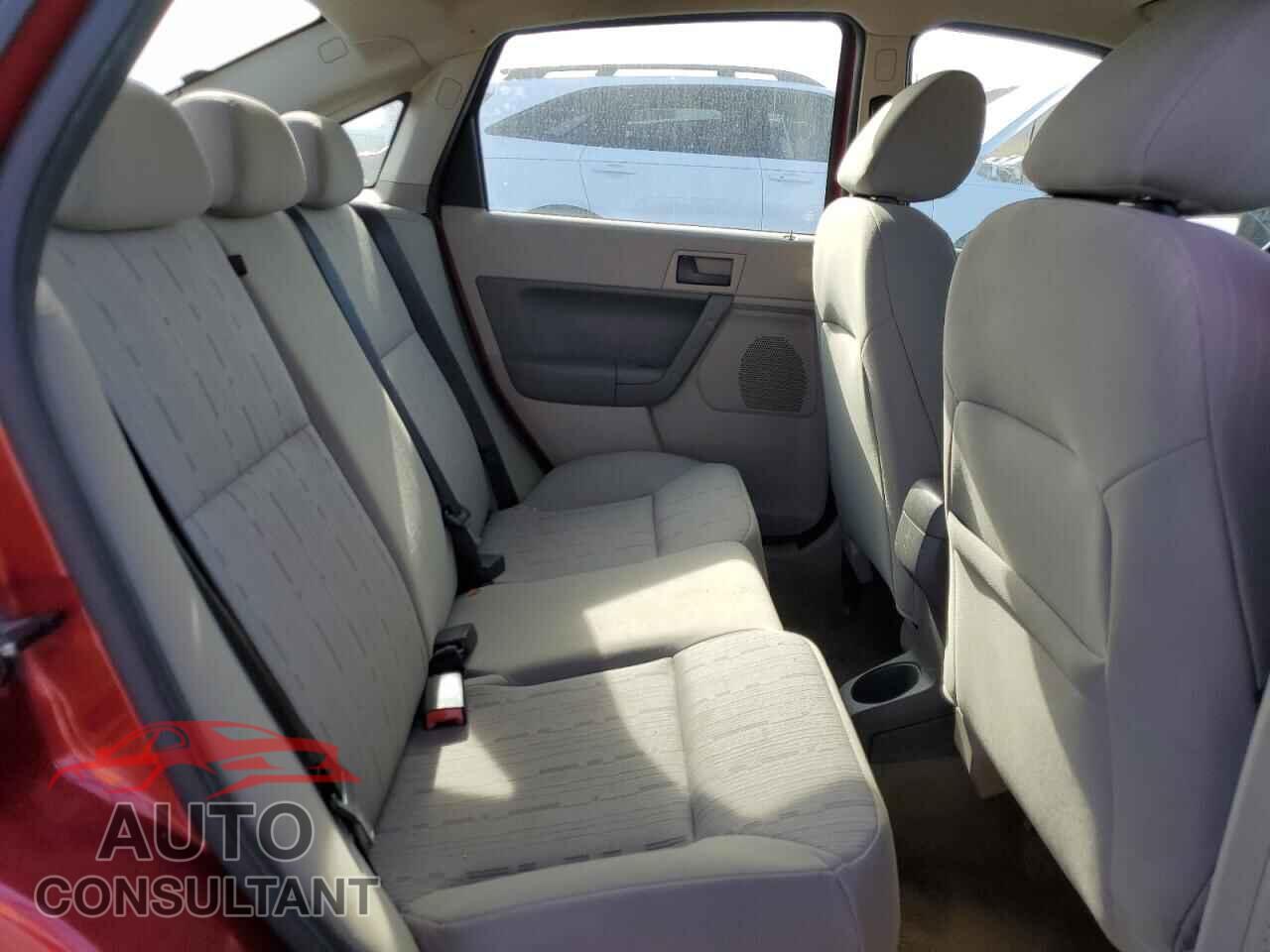 FORD FOCUS 2011 - 1FAHP3FN9BW196318