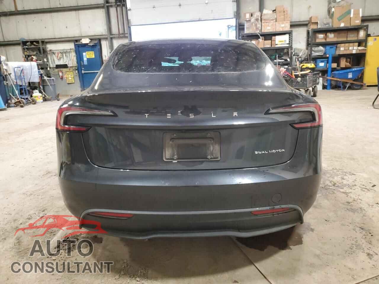 TESLA MODEL 3 2024 - LRW3E7EB3RC259043