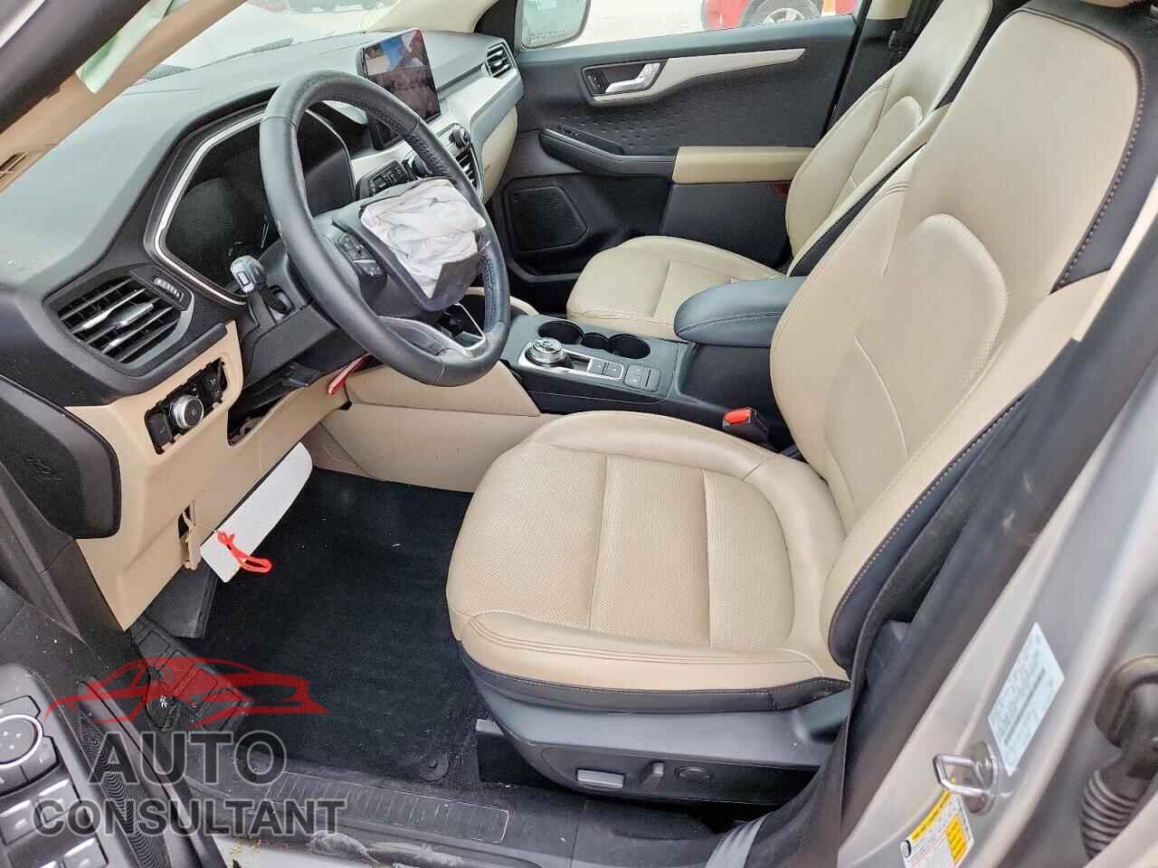 FORD ESCAPE 2020 - 1FMCU0H69LUA32108